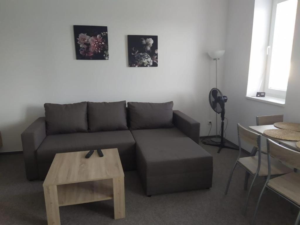 Apartman 10 Zupanovice Luaran gambar